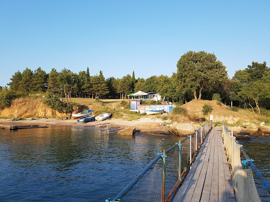 Vromus beach