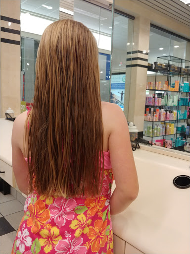 Hair Salon «Regis Salon», reviews and photos, 236 Maine Mall Rd, South Portland, ME 04106, USA