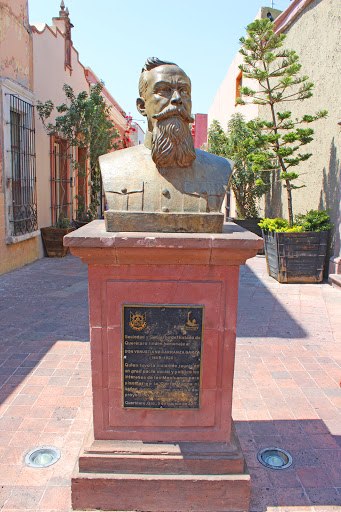 Monumento a Don Venustiano Carranza Garza