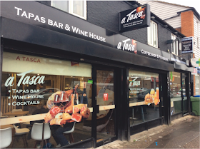 A Tasca Portuguese restaurante/ Tapas and wine bar