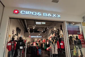 CIPO & BAXX image