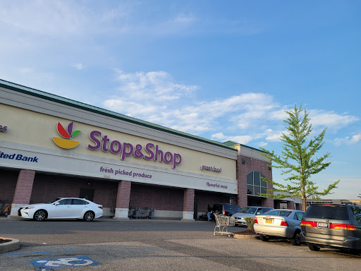 Stop & Shop, 530 W Old Country Rd, Hicksville, NY 11801, USA, 