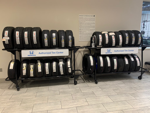 Honda Dealer «Motorcars Honda», reviews and photos, 2953 Mayfield Rd, Cleveland Heights, OH 44118, USA