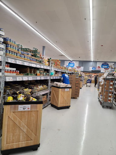 Grocery Store «Price Rite of Cranston», reviews and photos, 1415 Elmwood Ave, Cranston, RI 02910, USA