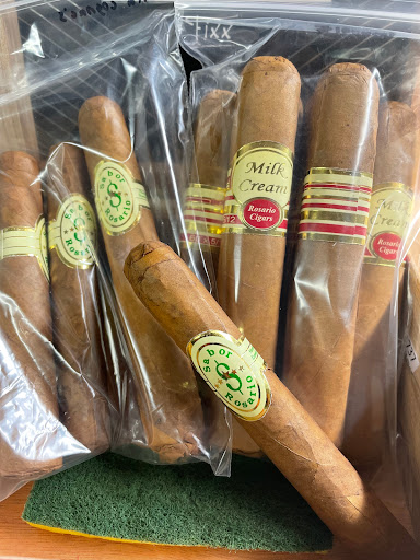 Cigar Shop «Staten Island Cigar Shop - Rosario Cigars, LLC», reviews and photos, 1738 Victory Blvd, Staten Island, NY 10314, USA