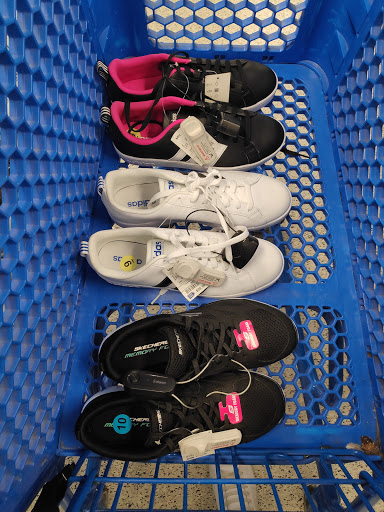 Clothing Store «Ross Dress for Less», reviews and photos, 1400 Lincoln Blvd, Venice, CA 90291, USA