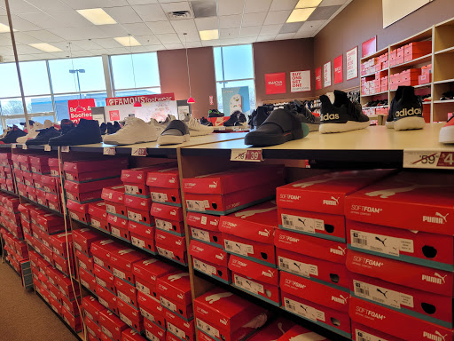 Shoe Store «Famous Footwear», reviews and photos, 32 Main Ave, Clifton, NJ 07014, USA
