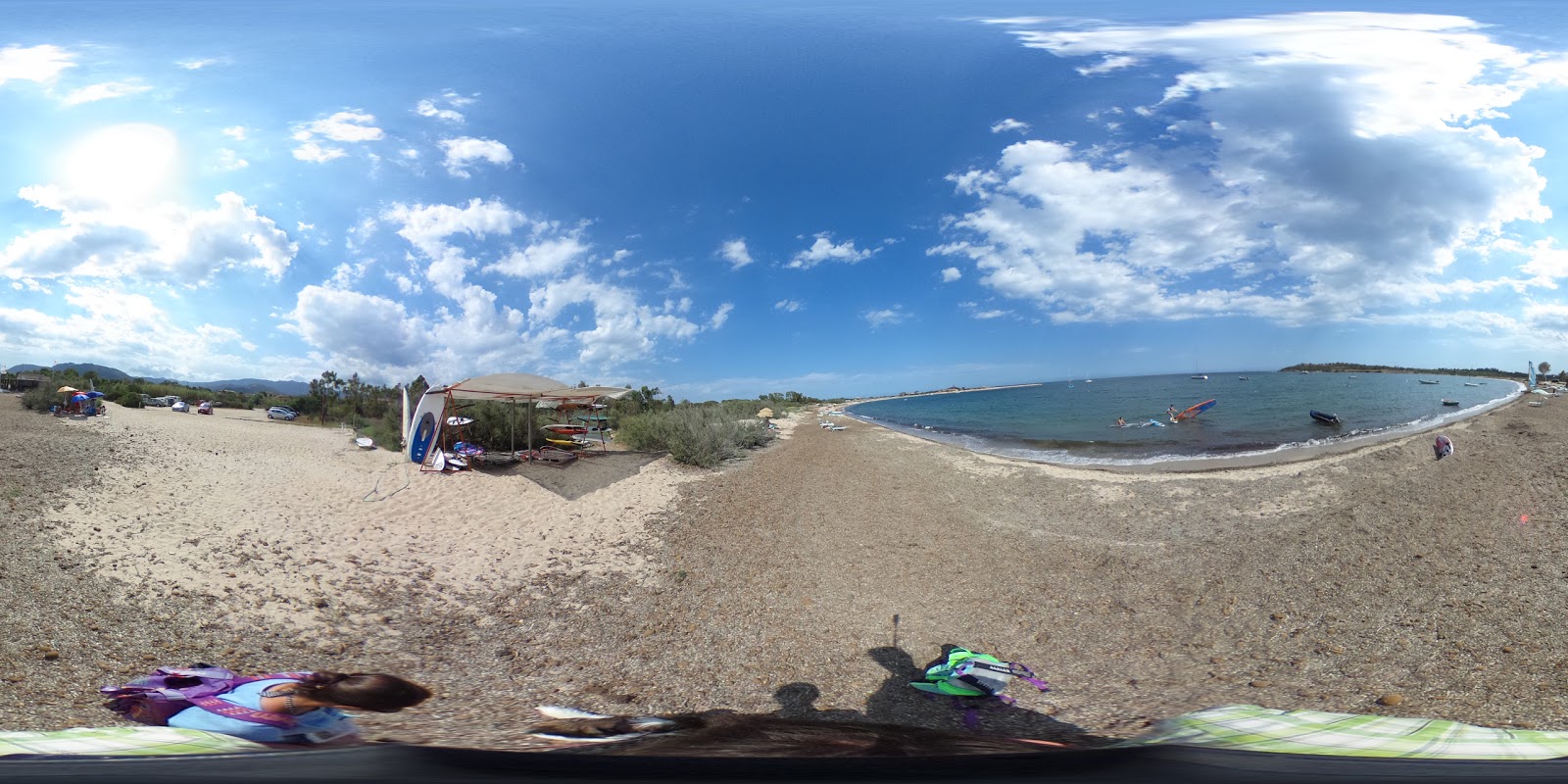 Fotografie cu Spiaggia di Nora II cu nivelul de curățenie in medie
