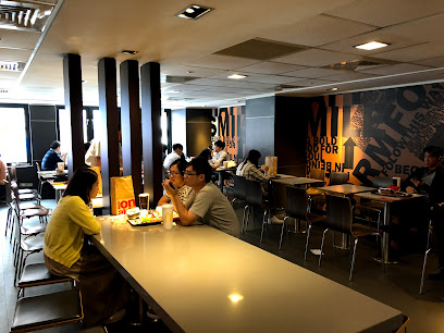 McDonald,s Taipei Nanjing 5 - 104, Taiwan, Taipei City, Zhongshan District, Section 3, Nanjing E Rd, 210號1樓