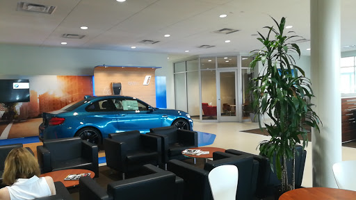 Used Car Dealer «Fields BMW Northfield», reviews and photos, 700 West Frontage Road, Northfield, IL 60093, USA
