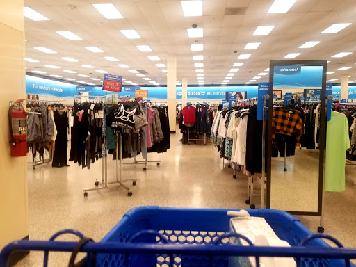 Clothing Store «Ross Dress for Less», reviews and photos, 8102 N Davis Hwy, Pensacola, FL 32514, USA