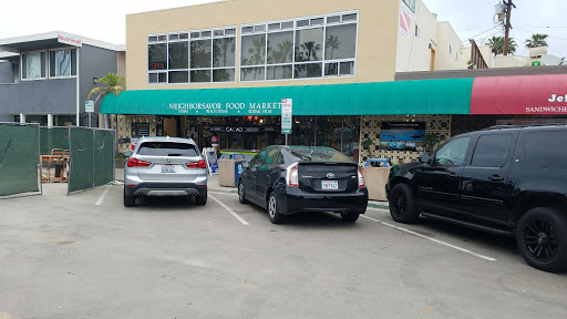 Grocery Store «Neighbor-Saver Market», reviews and photos, 2144 Avenida De La Playa, La Jolla, CA 92037, USA