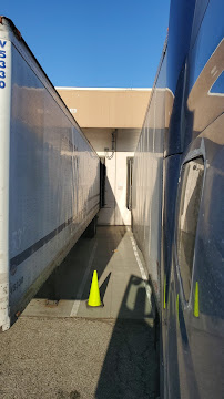 UPS Supply Chain Solutions - Photo 7 - Car repair in Inglewood, CA, Inglewood