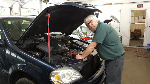 Auto Repair Shop «Modern Collision Rebuild», reviews and photos, 9270 Miller Rd NE, Bainbridge Island, WA 98110, USA