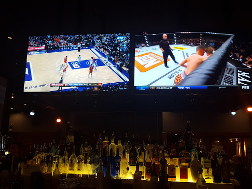 Sports Bar «Dave & Busters», reviews and photos