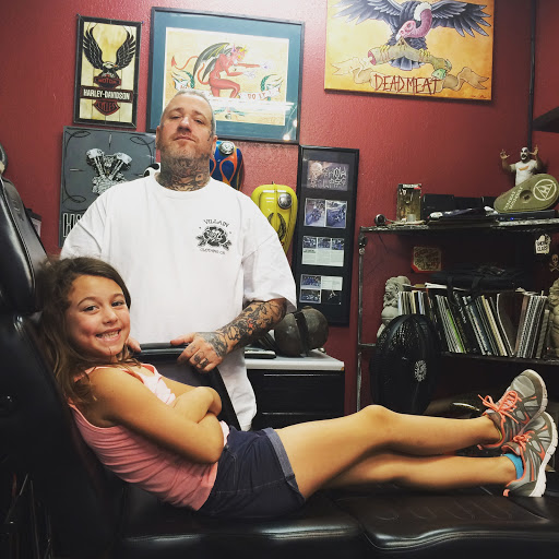 Tattoo Shop «Fast Lane Tattoo (Oracle Rd.)», reviews and photos, 3801 N Oracle Rd, Tucson, AZ 85705, USA