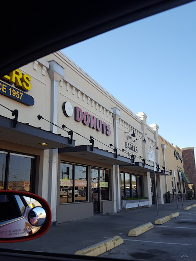Donut Shop «Denton Donuts», reviews and photos, 505 W University Dr, Denton, TX 76201, USA