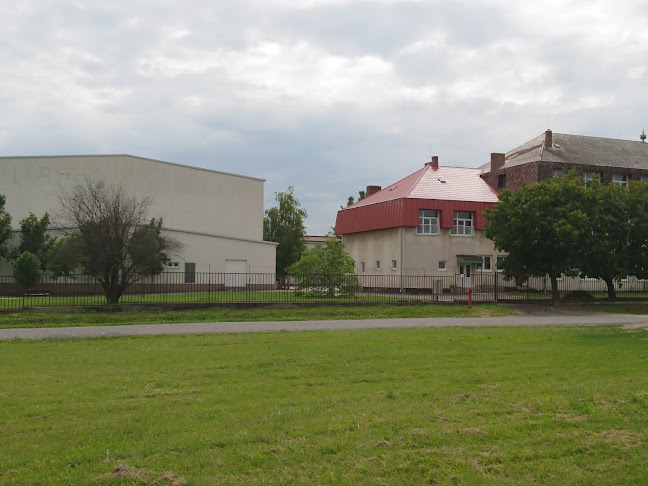Értékelések erről a helyről: Munkácsy téri Általános Iskola, Kiskunlacháza - Iskola