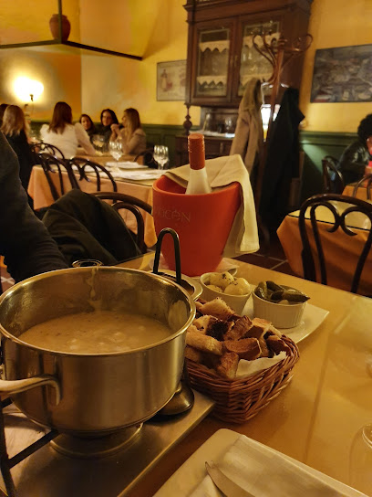 Restaurante Savoy Bar - C. de Francisco Bergamin Kalea, 27, 31003 Pamplona, Navarra, Spain