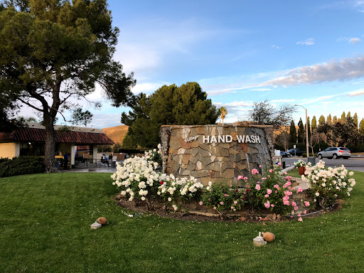 Car Wash «Village Hand Wash», reviews and photos, 3369 Thousand Oaks Blvd, Thousand Oaks, CA 91362, USA