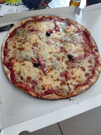 Pizza du Restaurant Le Relais Des Mailles à Laveyron - n°11
