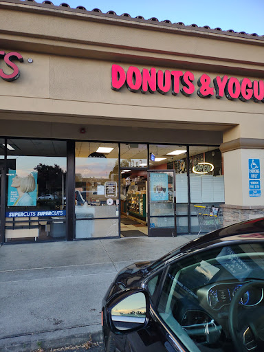 Donut Shop «Donuts and Yogurt», reviews and photos, 1984 W 11th St, Tracy, CA 95376, USA