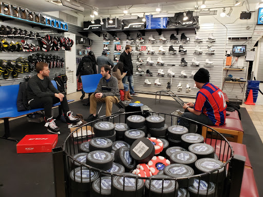 Sporting Goods Store «Paragon Sports», reviews and photos, 867 Broadway, New York, NY 10003, USA