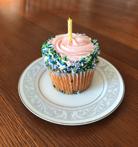 Donut Shop «Adrienne and Co. Donuts and Desserts», reviews and photos, 5801 US-150, Floyds Knobs, IN 47119, USA