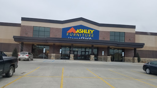 Ashley HomeStore, 1600 45th St S, Fargo, ND 58103, USA, 