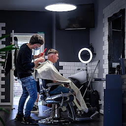 Find The Best Barber Shop in Kingsclere.