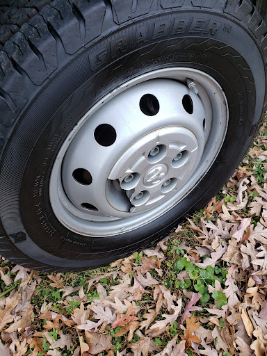 Car Dealer «Hollingsworth Auto Sales of Raleigh», reviews and photos, 3808 Capital Blvd, Raleigh, NC 27604, USA