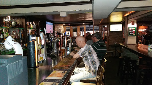 O'Shea's Irish Sports Bar, Restaurant & Hotel (Herrity's)