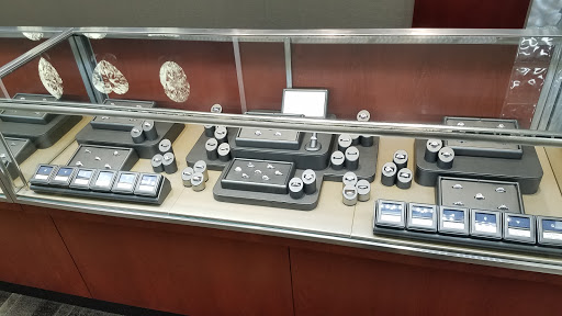 Jeweler «Shane Co.», reviews and photos, 8111 E 96th St, Indianapolis, IN 46256, USA