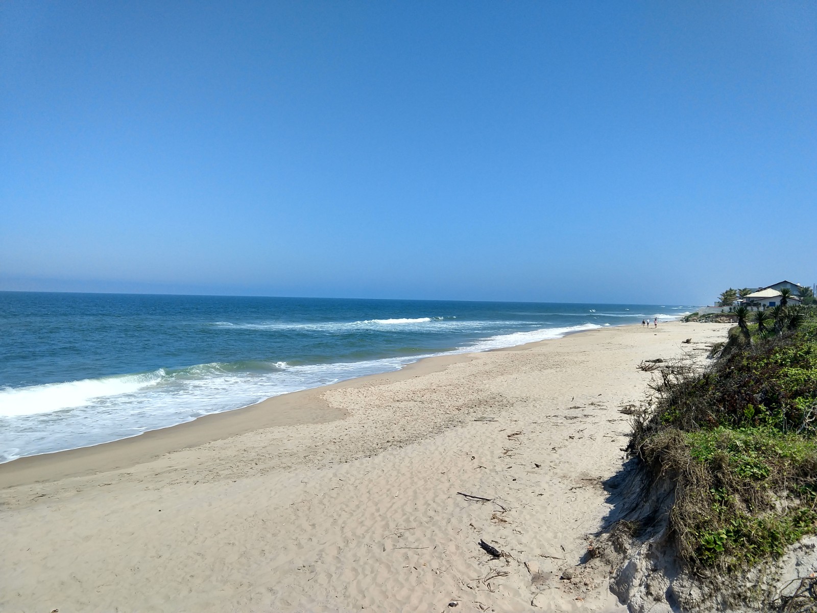 Φωτογραφία του Παραλία Σαλίνας με μακρά ευθεία ακτή
