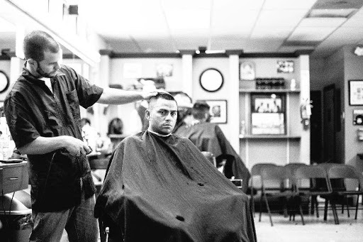 Barber Shop «Top Notch Barber Shop», reviews and photos, 4274 Davie Rd, Davie, FL 33314, USA