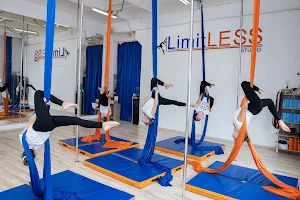 Studio Limitless Ķengarags | Pole Dance | Aerial silk | Bungee | Stretching image