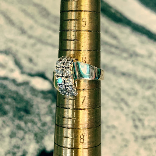 Pawn Shop «Platinum Pawn & Loan», reviews and photos, 292 Main St, Saco, ME 04072, USA