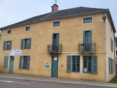 MAISON FRANCE SERVICES du Souvenir, 5 Pl. du Monument, 21350 Vitteaux, France