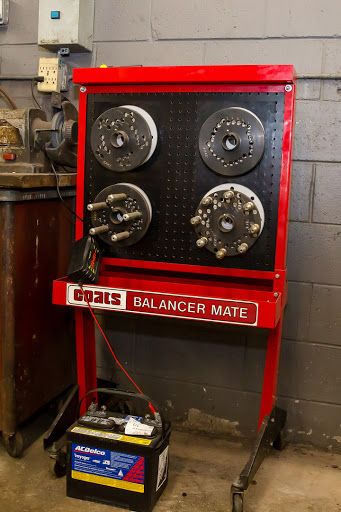 Auto Repair Shop «Dale Feste Automotive», reviews and photos, 1801 Mainstreet, Hopkins, MN 55343, USA