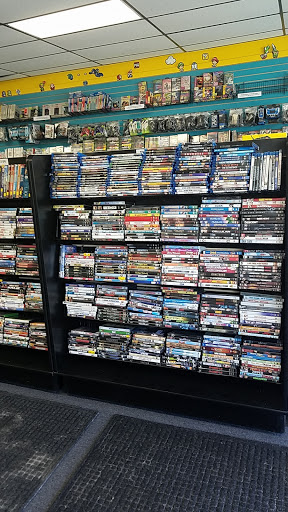 Video Game Store «Voltage Video Games», reviews and photos, 122 E Seneca St, Manlius, NY 13104, USA