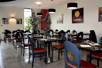 Atmosphère du Restaurant français Le Boeuf Canard à Sanilhac - n°12
