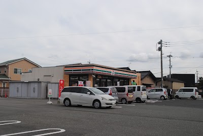 セブン-イレブン 穂波小正店