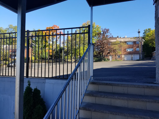 Used Car Dealer «Luxury Haus», reviews and photos, 335 Grand Ave, Leonia, NJ 07605, USA