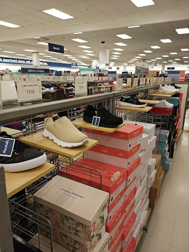 Department Store «Marshalls», reviews and photos, 769 Iyannough Rd, Hyannis, MA 02601, USA
