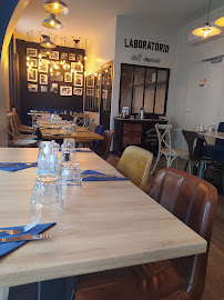 Atmosphère du IAMM IA - Pizzeria Napolitaine à Levallois-Perret - n°2