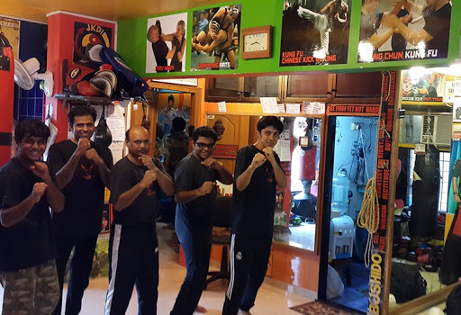 CATS Combat Arts Training School for Bruce Lee's JKD, MMA & Black belt