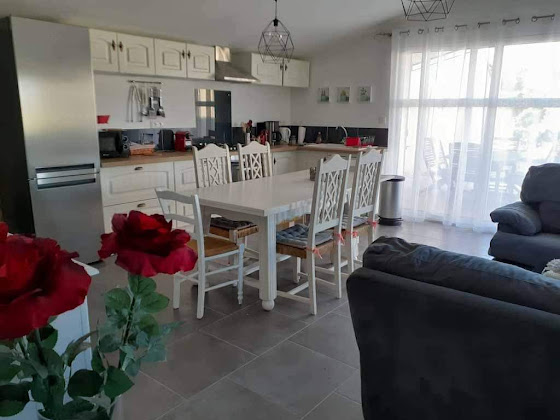 Cuisine Gîte Gites en Provence chez Marie et Joel 84420 Piolenc