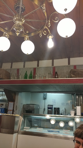 Ice Cream Shop «Milkhouse Ice Cream and Coffee Cafe», reviews and photos, 4189 Keewahdin Rd, Fort Gratiot Twp, MI 48059, USA