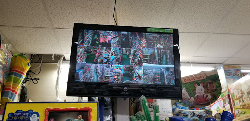 Toy Store «Greenpoint Toy Center», reviews and photos, 738 Manhattan Ave, Brooklyn, NY 11222, USA