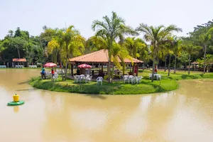 Pesque Pague Jardim dos Lagos - Restaurante e Hospedagem image